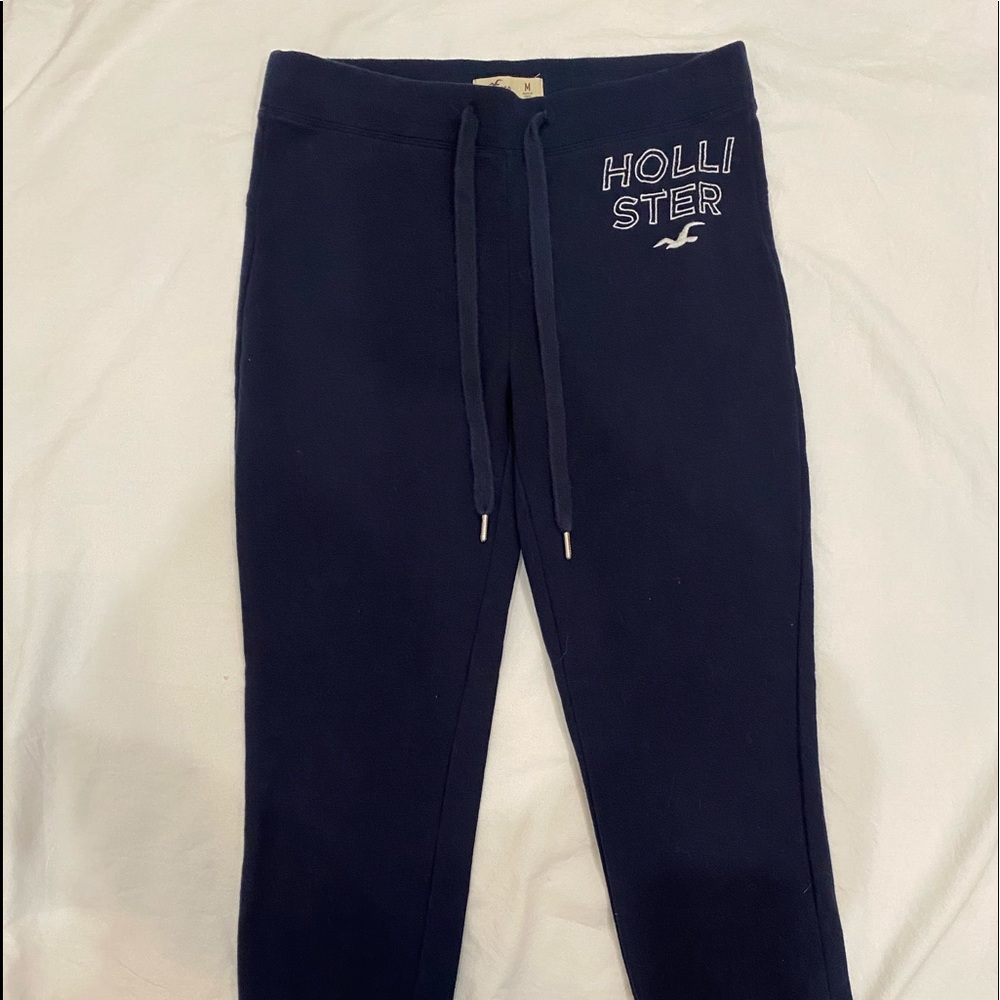 NAVY BLUE HOLLISTER JOGGERS